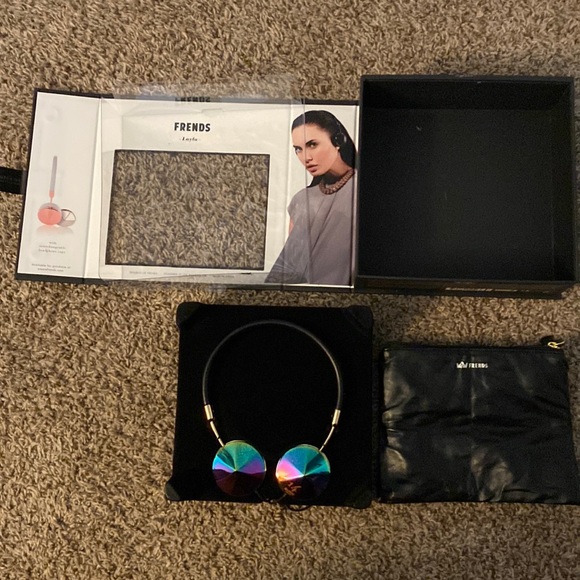 Frends Layla Oil Slick Designer Audio Accessories Headphones  new in box - Picture 2 of 13